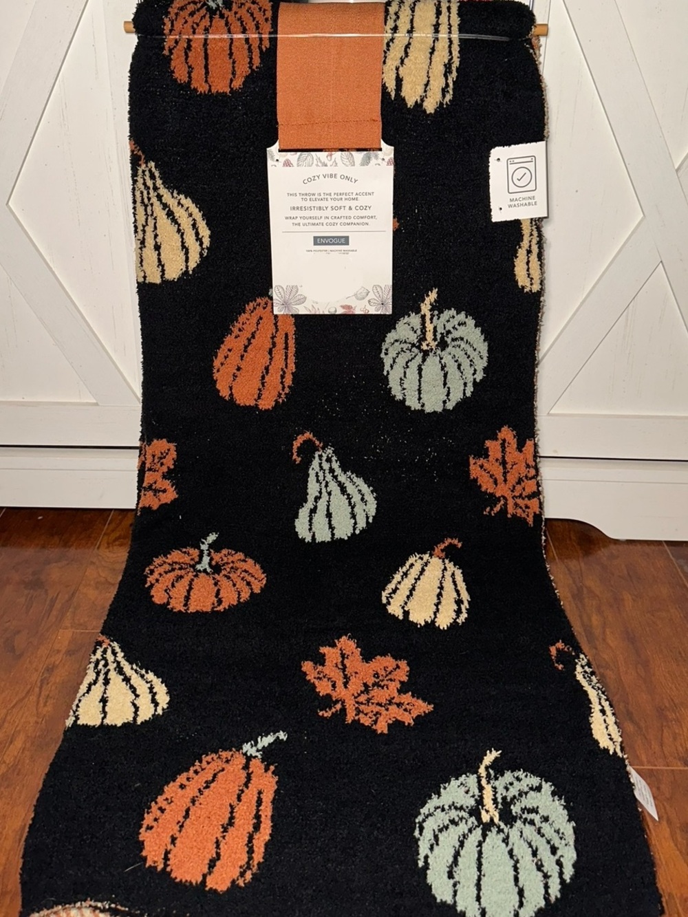 Envogue Harvest Pumpkin & Leaf Knit Throw Blanket